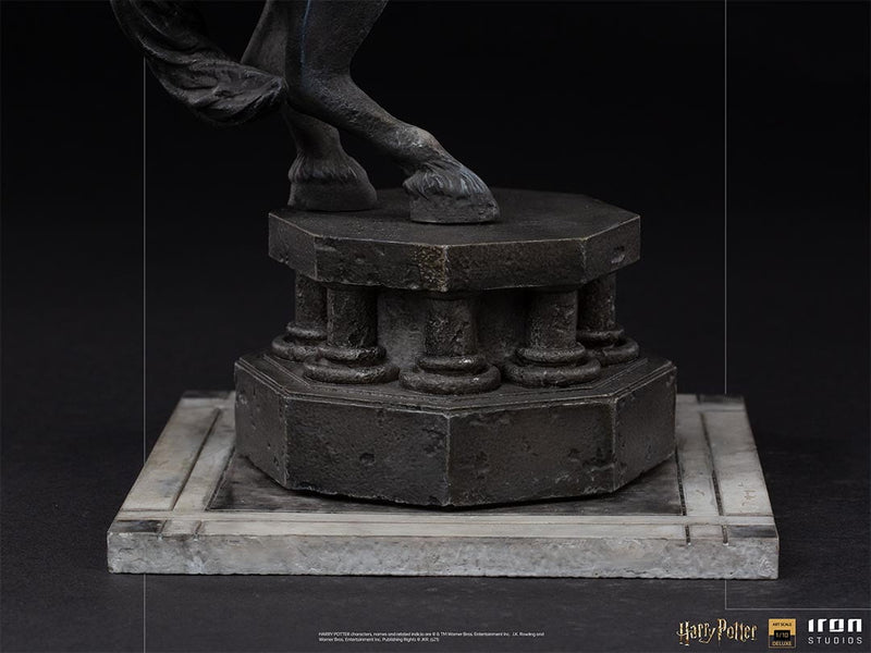 Estátua Ron Weasley at the Wizard Chess Deluxe - Harry Potter - Art Sc -  VESCOMM - A SUA LOJA DE COLECIONÁVEIS